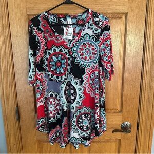 NWT Perfectly Priscilla Wear it Well mandala Print Tunic top. Size XL